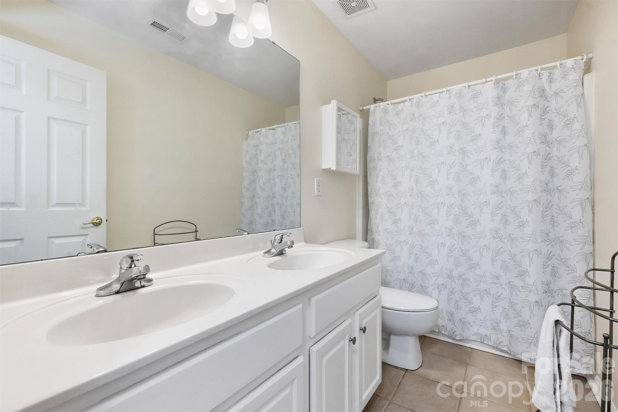 1830 Chinchester Lane Charlotte NC 28270