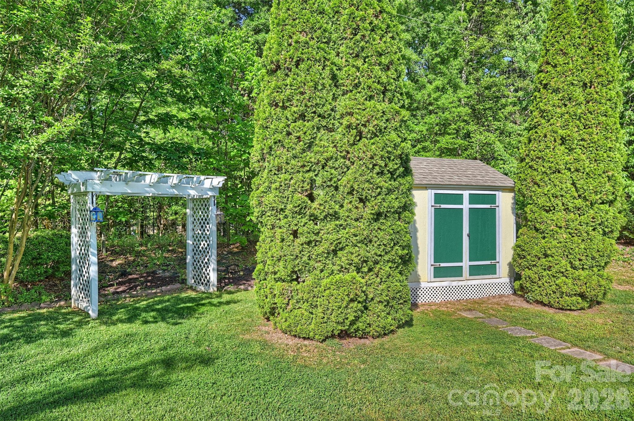 1830 Chinchester Lane Charlotte NC 28270
