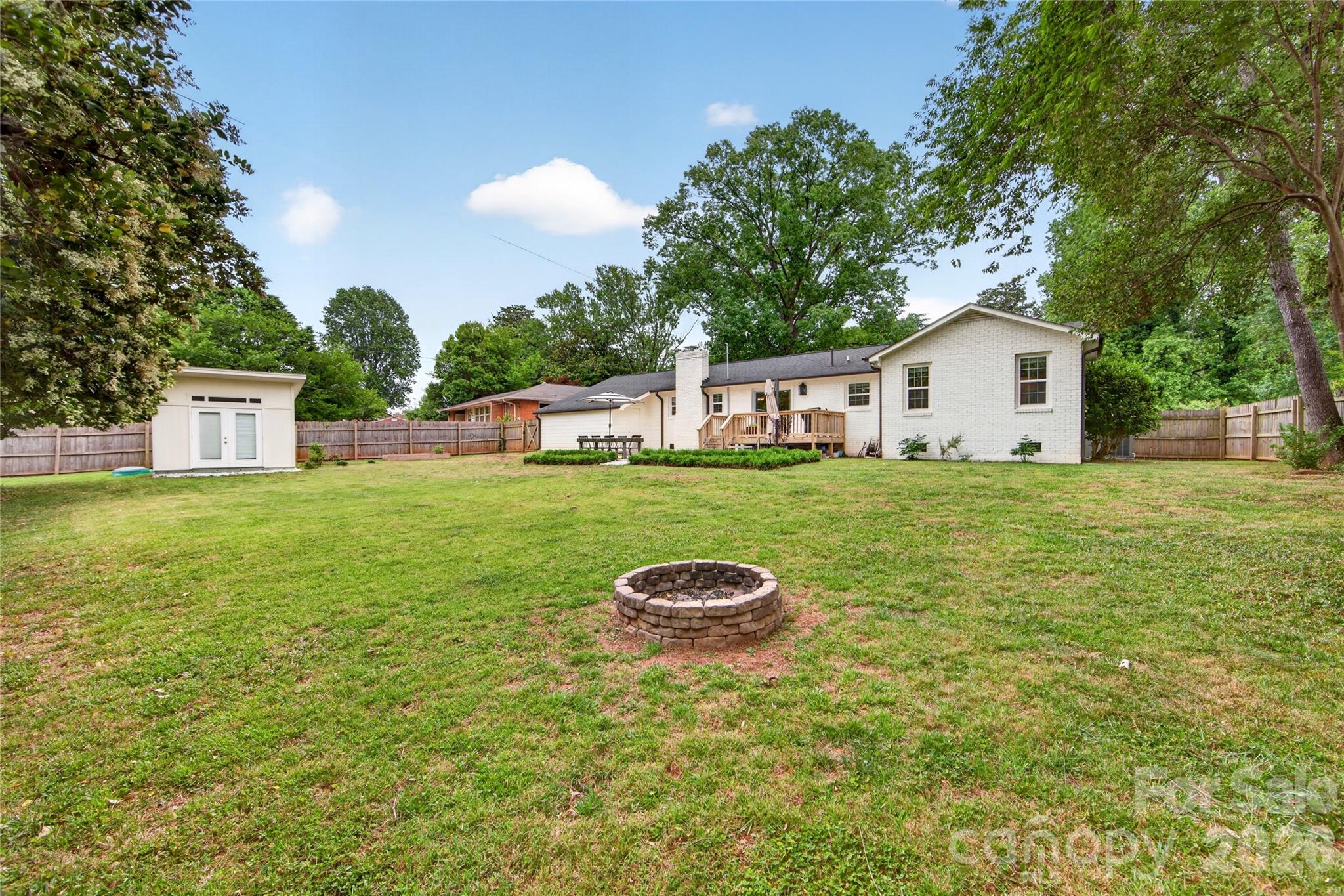 4023 Firethorne Road Charlotte NC 28205