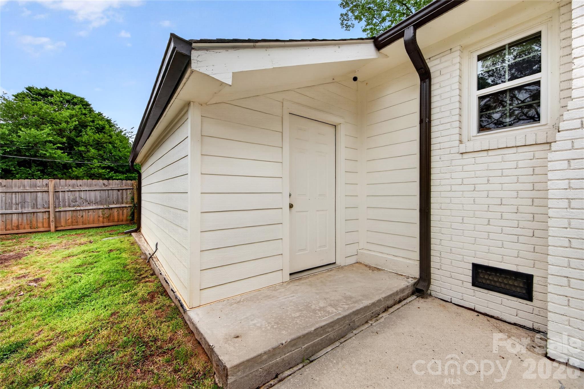 4023 Firethorne Road Charlotte NC 28205