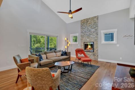 8 Birdhouse Row Asheville NC 28801