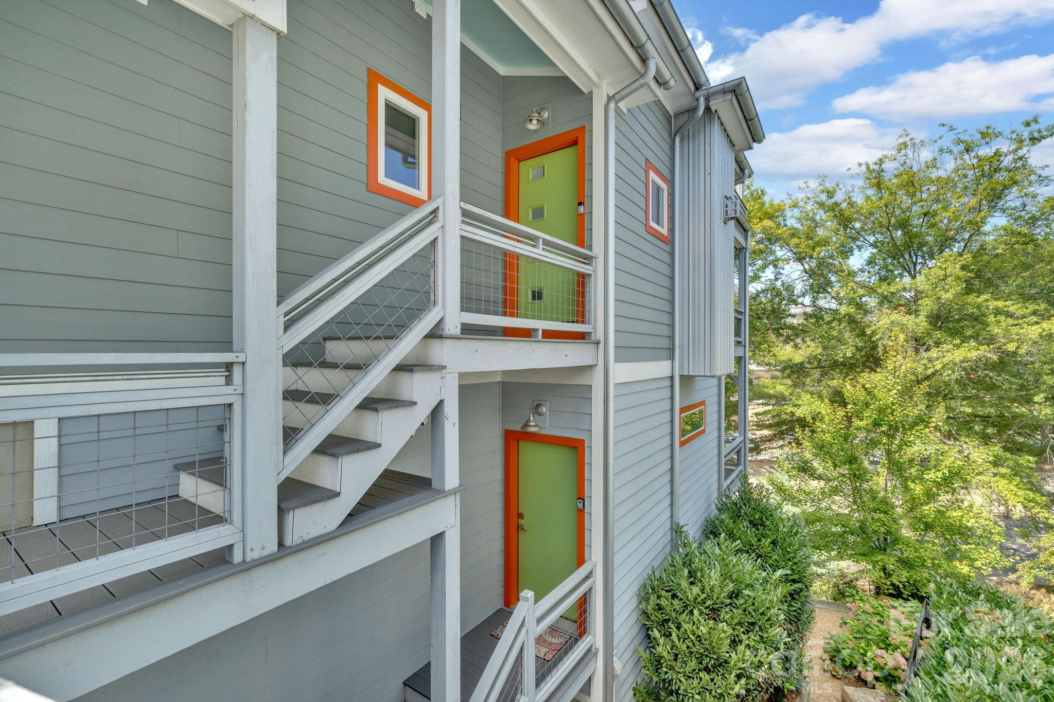 8 Birdhouse Row Asheville NC 28801