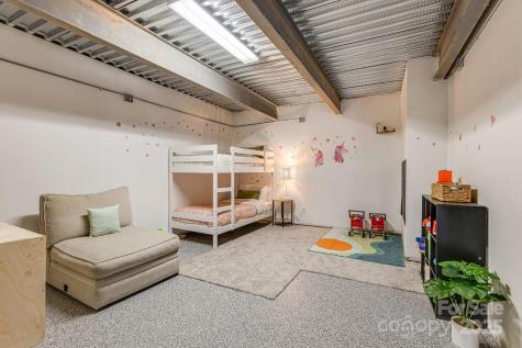 52 Kirby Road Asheville NC 28806
