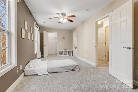 52 Kirby Road Asheville NC 28806