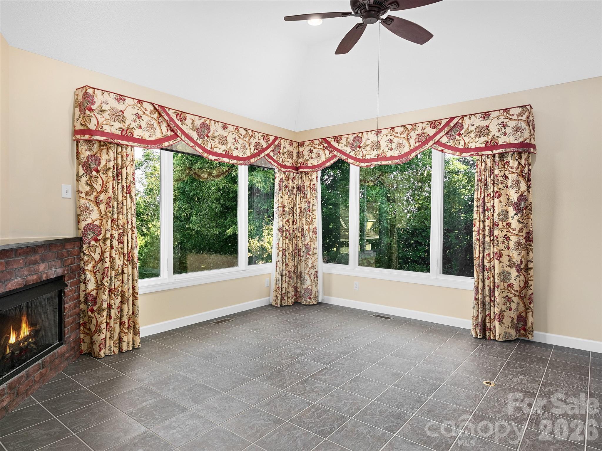 54 Deep Valley Lane Hendersonville NC 28791