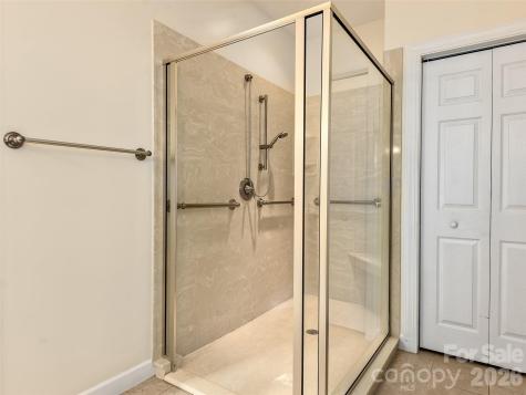 54 Deep Valley Lane Hendersonville NC 28791