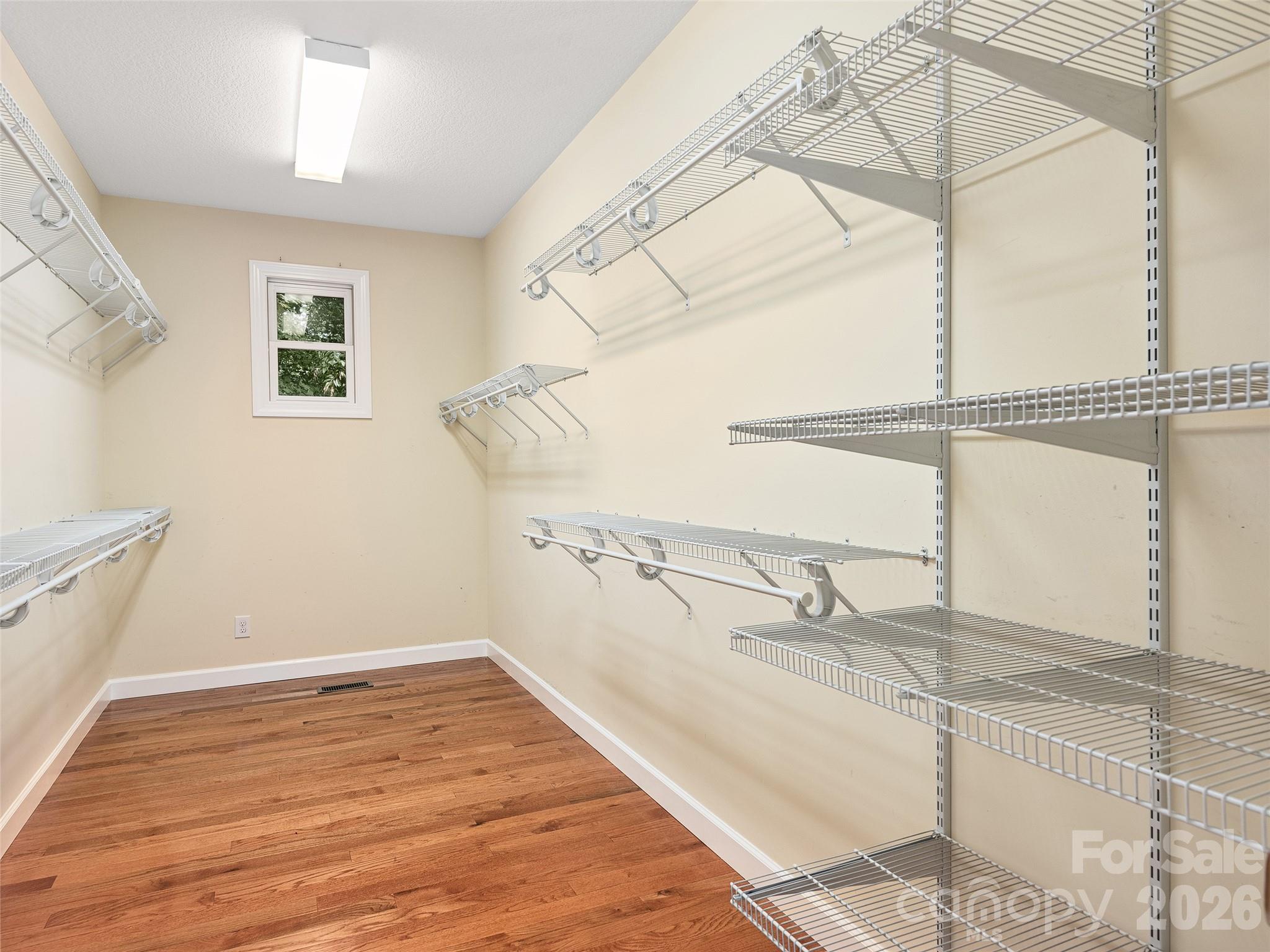 54 Deep Valley Lane Hendersonville NC 28791