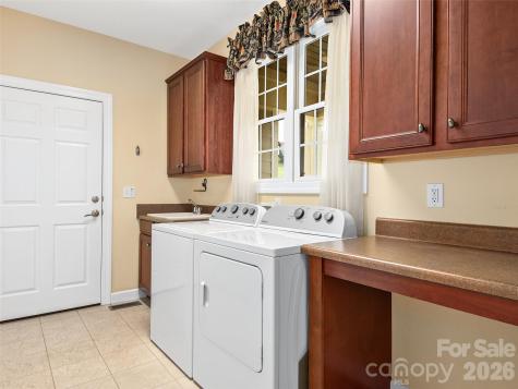 54 Deep Valley Lane Hendersonville NC 28791