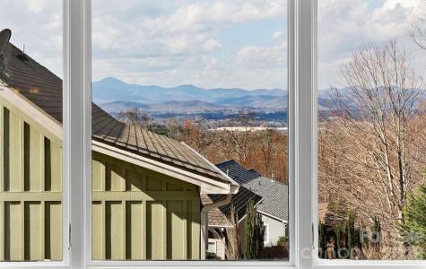 54 Deep Valley Lane Hendersonville NC 28791