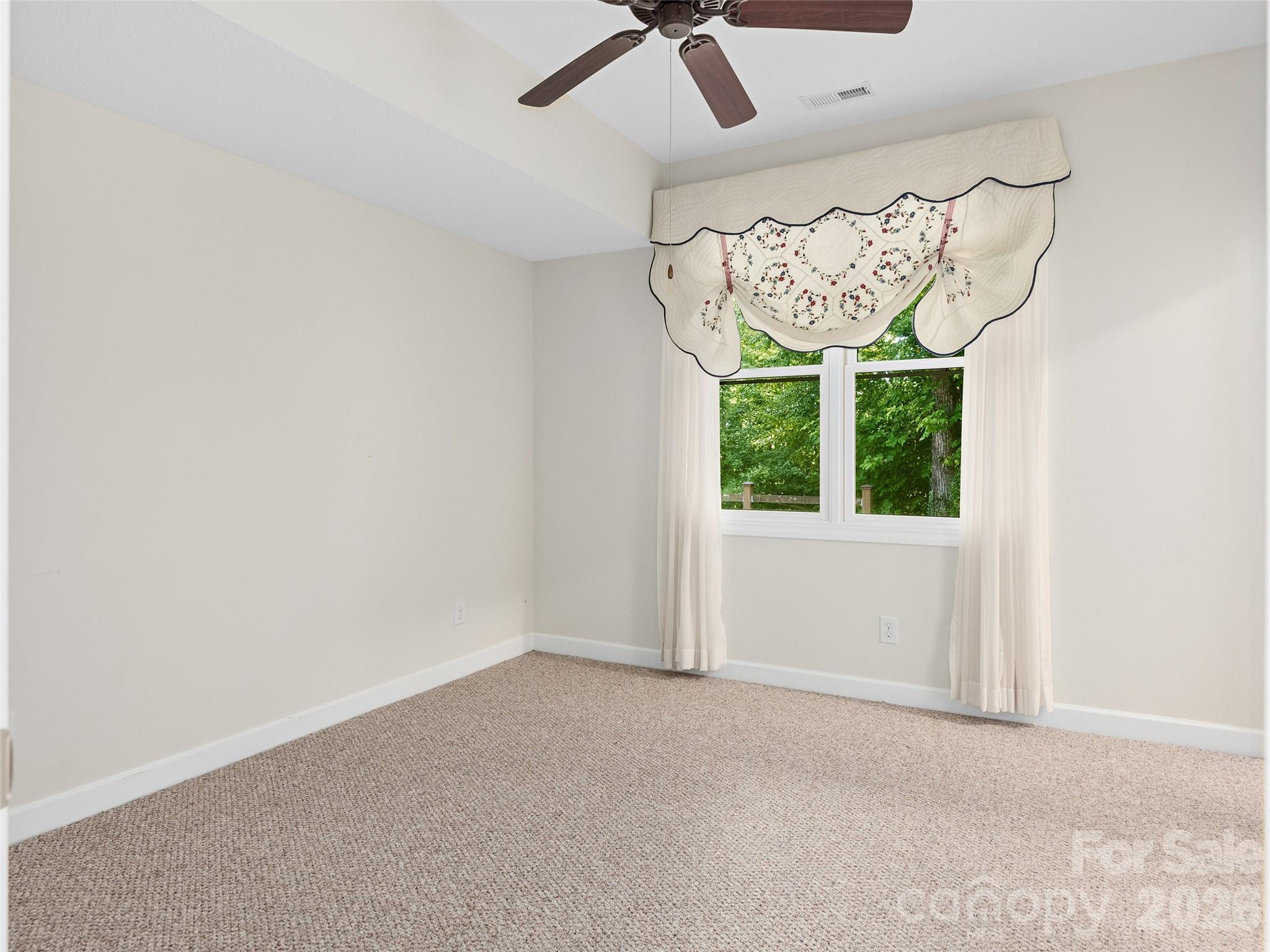 54 Deep Valley Lane Hendersonville NC 28791