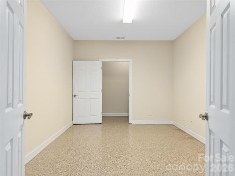 54 Deep Valley Lane Hendersonville NC 28791