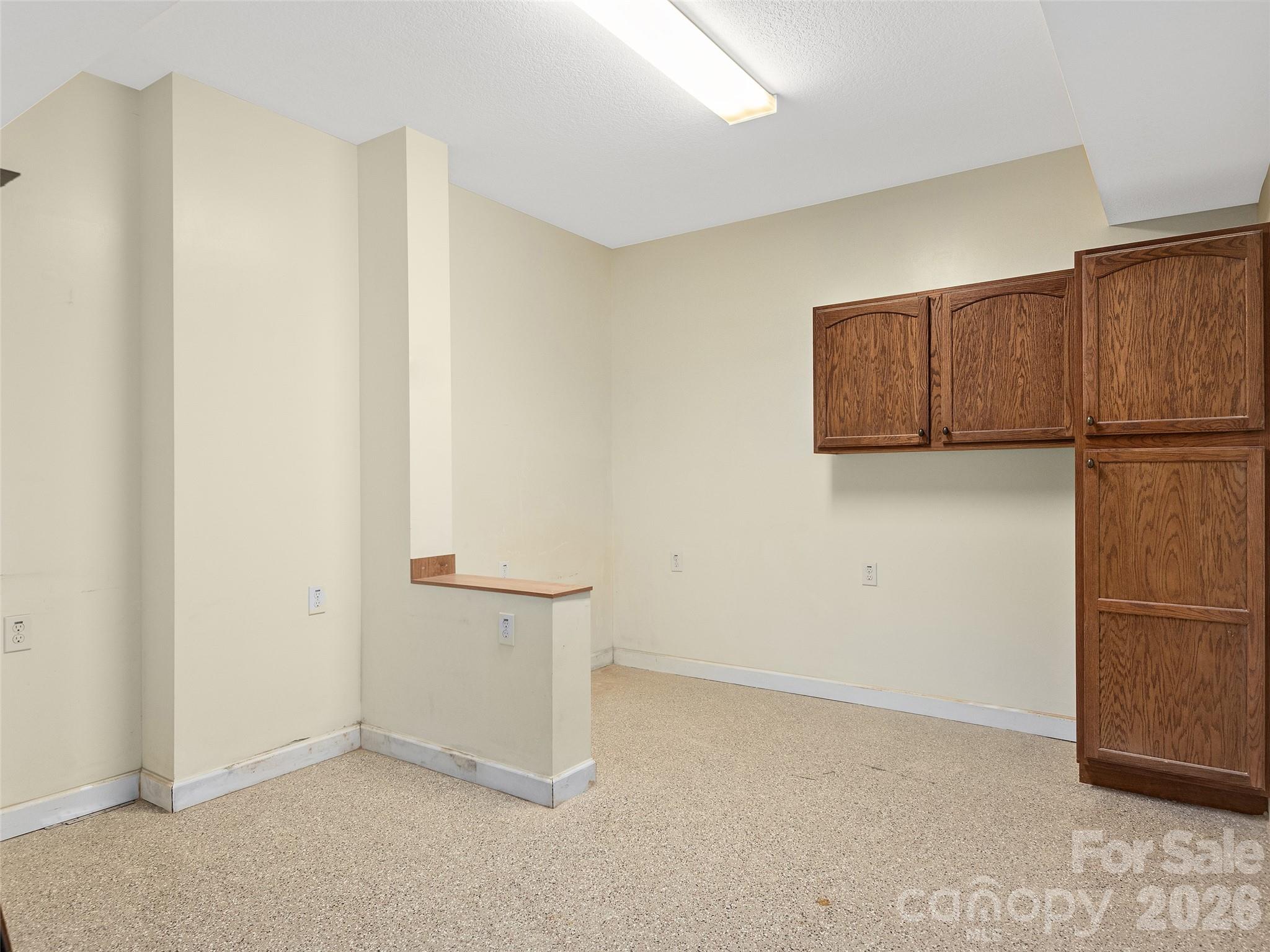 54 Deep Valley Lane Hendersonville NC 28791