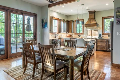 50 Hallett Court Asheville NC 28803