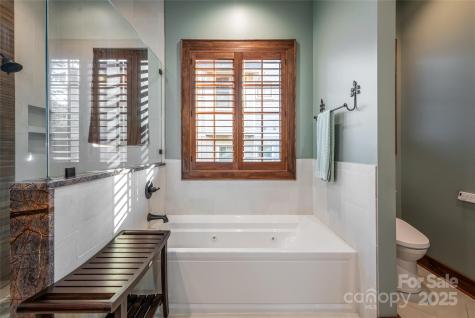 50 Hallett Court Asheville NC 28803