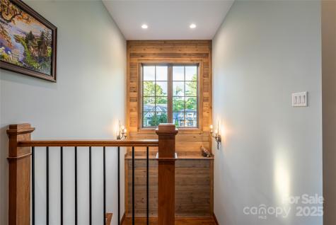 50 Hallett Court Asheville NC 28803