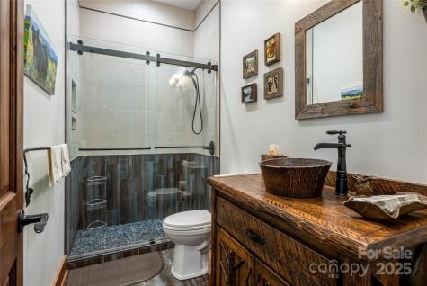 50 Hallett Court Asheville NC 28803