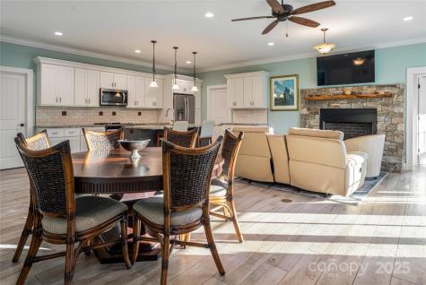 50 Hallett Court Asheville NC 28803