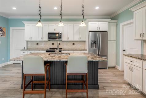 50 Hallett Court Asheville NC 28803