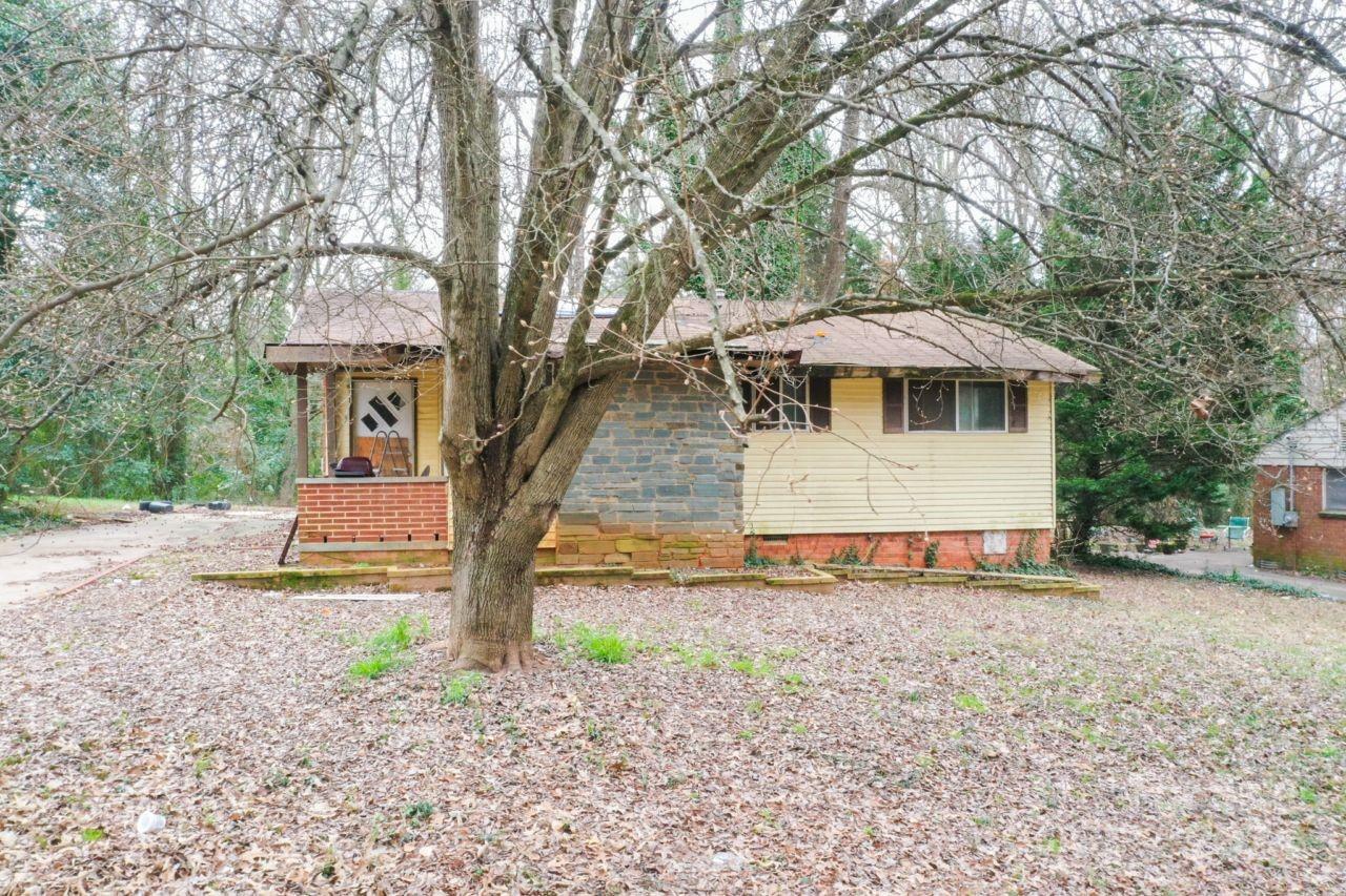 5117 Queen Anne Road Charlotte NC 28217