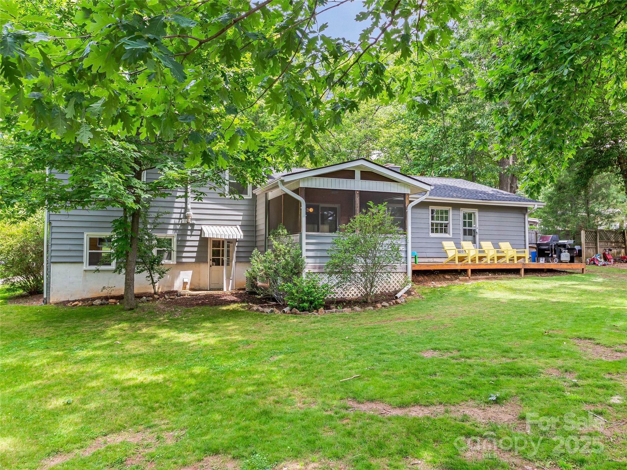 30 S Oak Forest Drive Asheville NC 28803