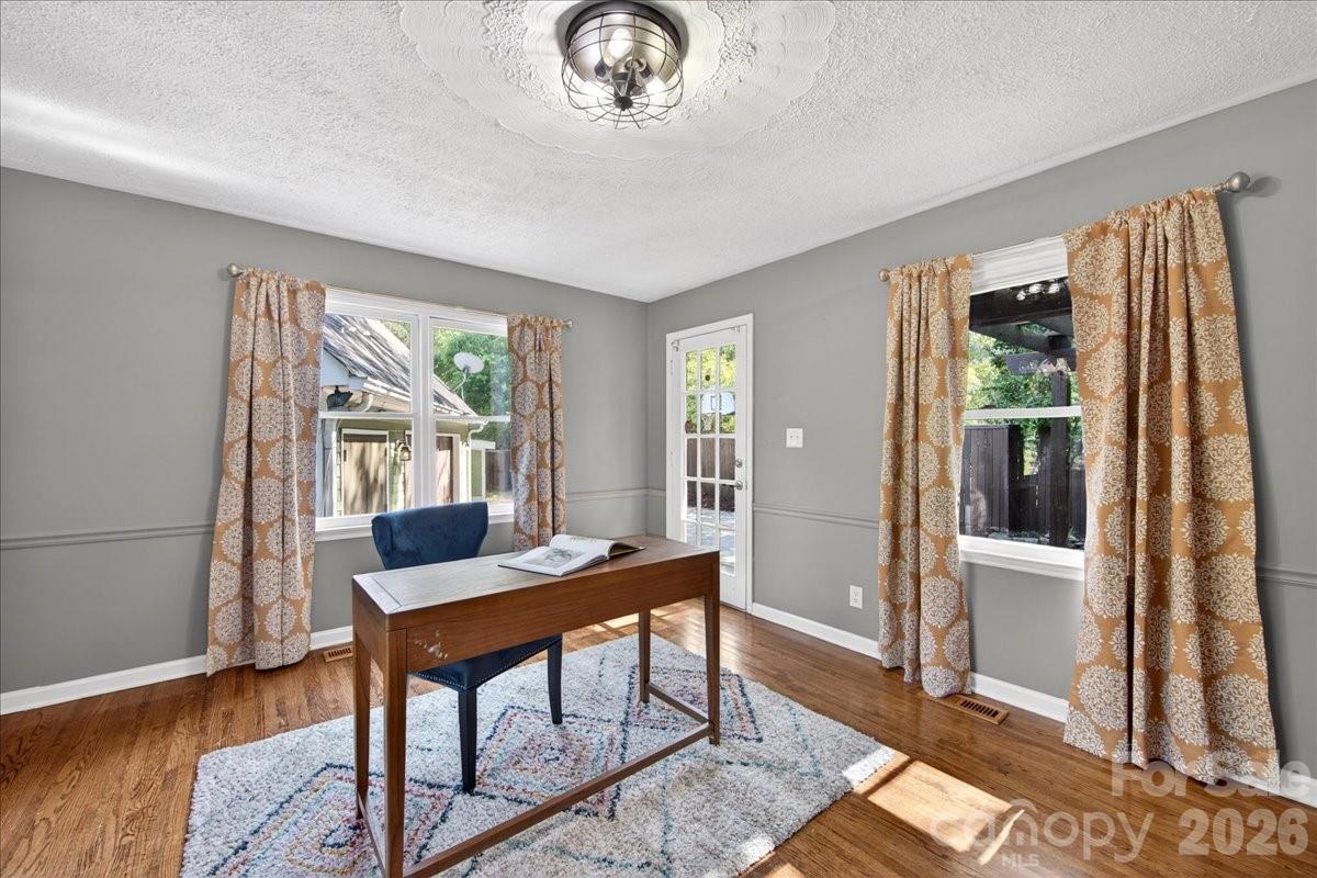 4330 Brookfield Drive Charlotte NC 28210