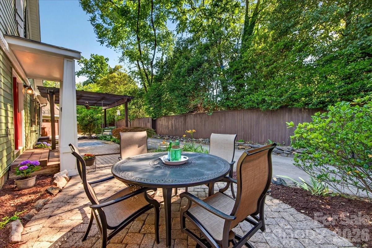 4330 Brookfield Drive Charlotte NC 28210