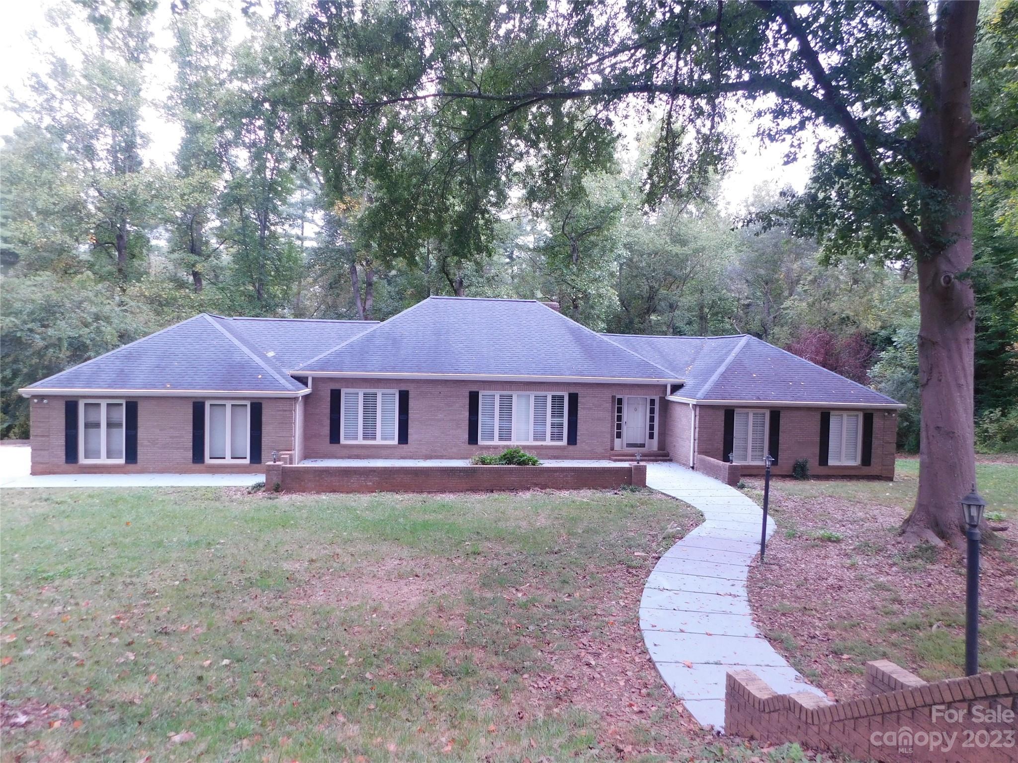 108 Woodside Street Morganton NC 28655