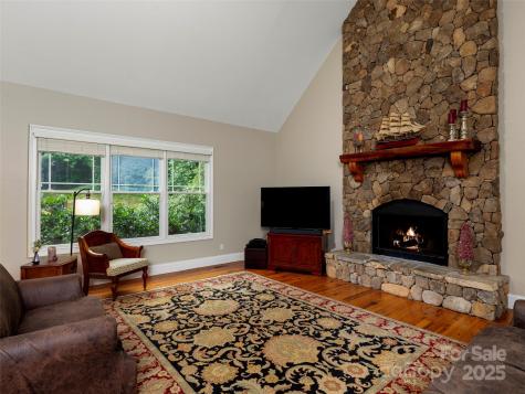 303 S Braeside Court Asheville NC 28803