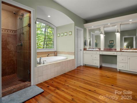 303 S Braeside Court Asheville NC 28803