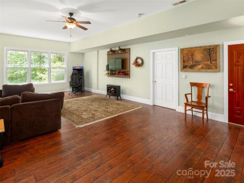 303 S Braeside Court Asheville NC 28803