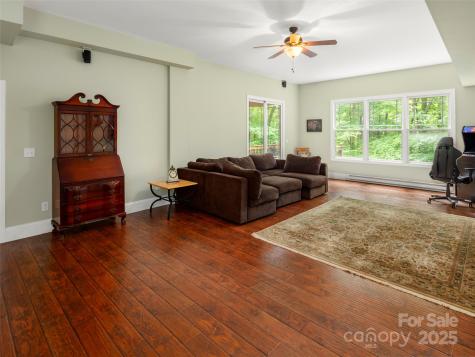 303 S Braeside Court Asheville NC 28803