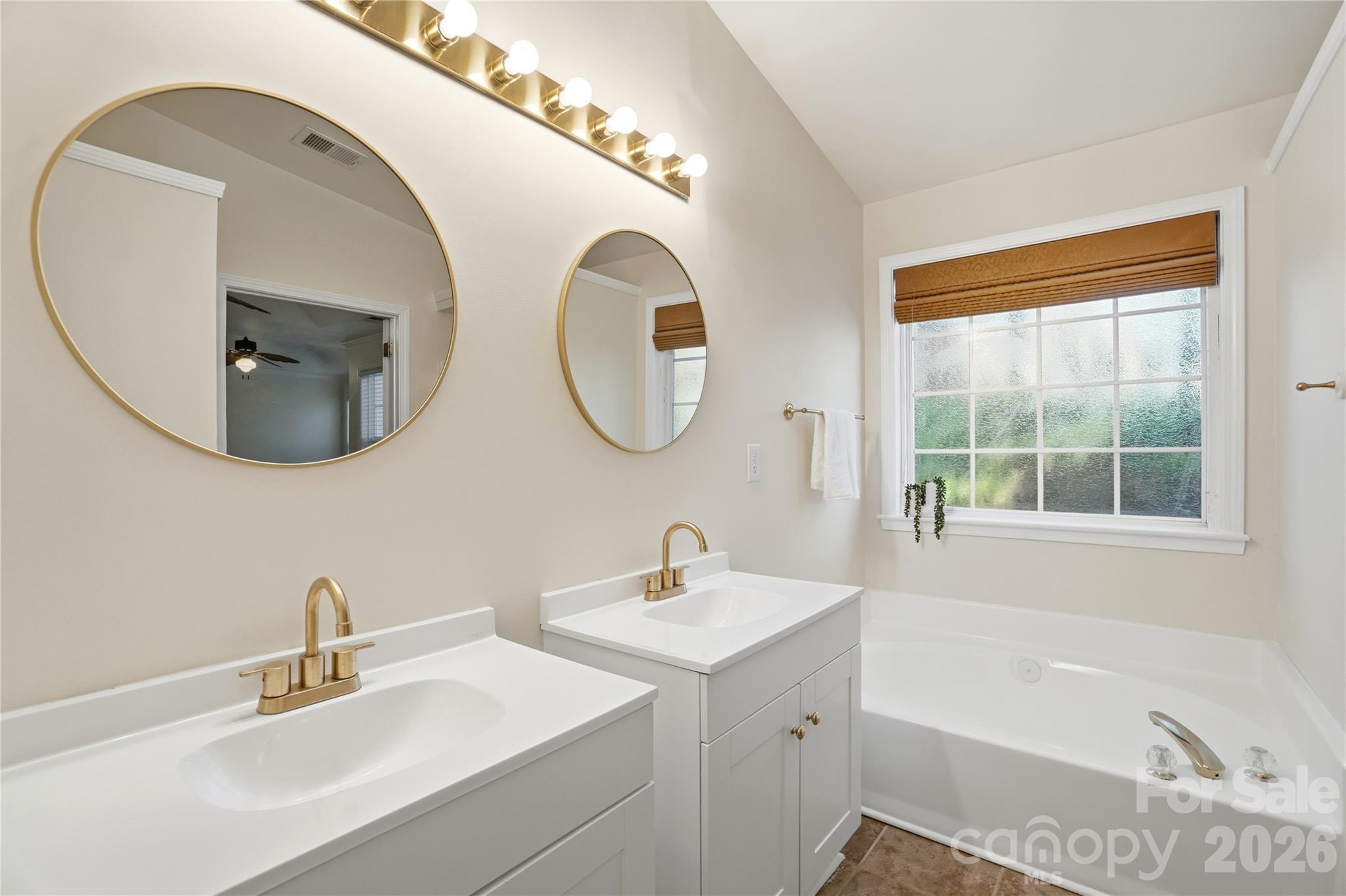 8805 Red Tail Court Charlotte NC 28269