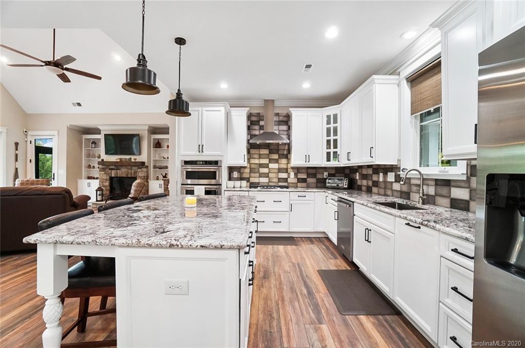 8728 Island Point Road Charlotte NC 28278