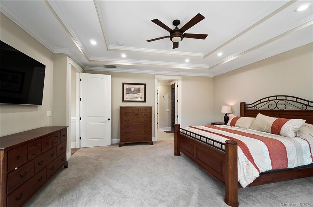 8728 Island Point Road Charlotte NC 28278