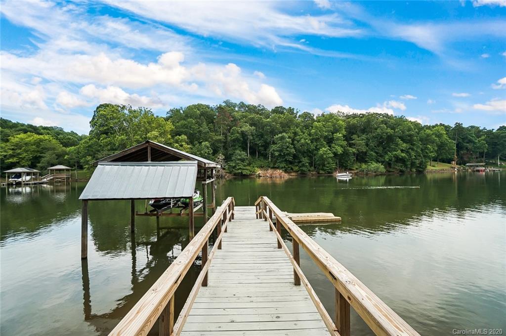 8728 Island Point Road Charlotte NC 28278