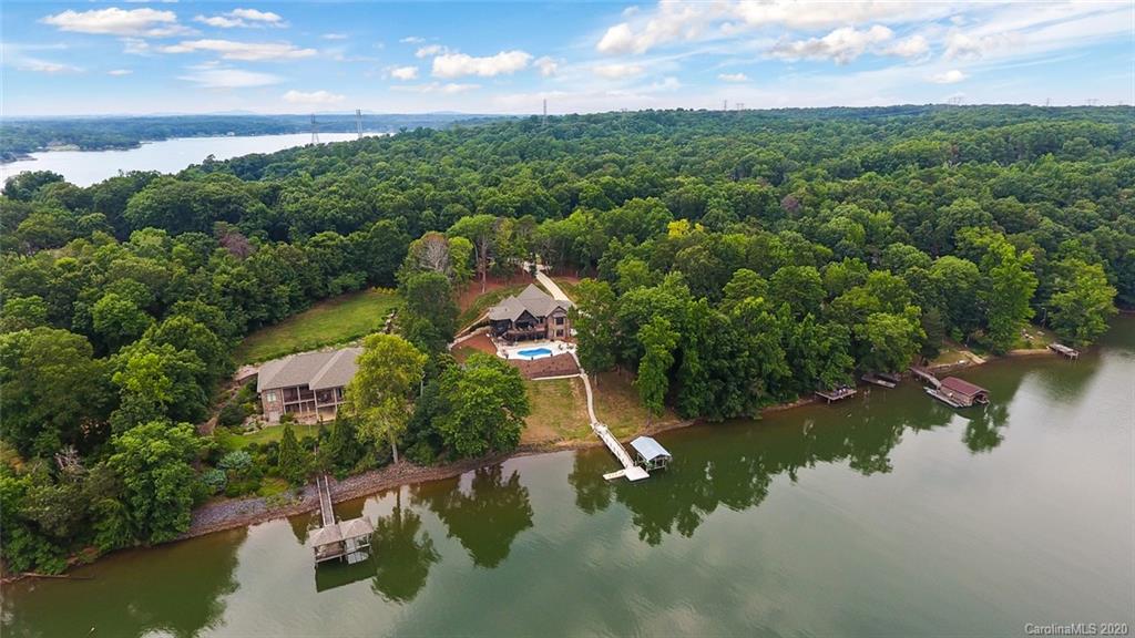 8728 Island Point Road Charlotte NC 28278