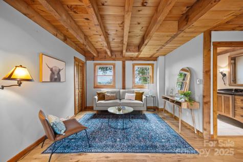 71 Kuykendall Branch Asheville NC 28804