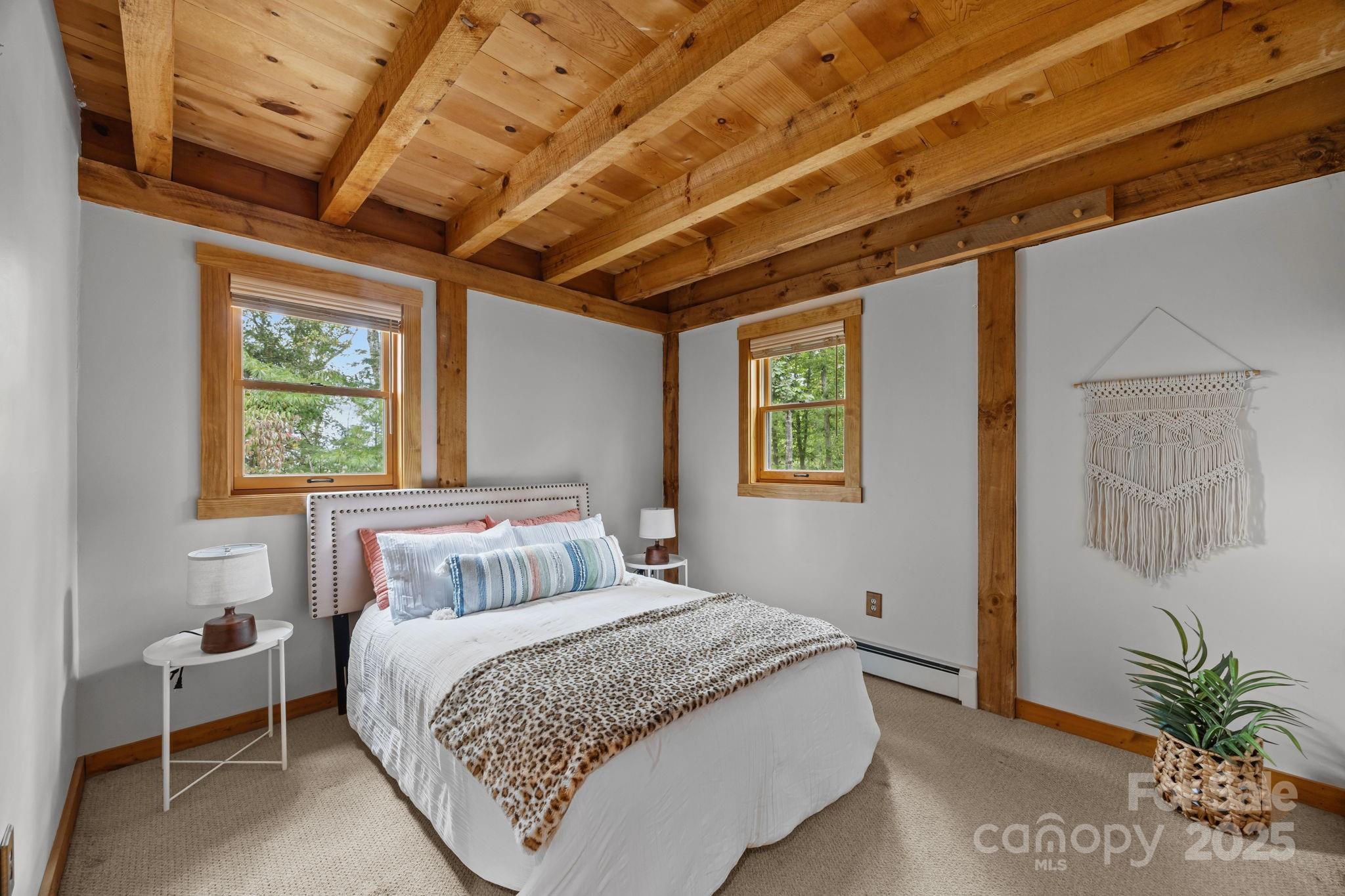 71 Kuykendall Branch Asheville NC 28804