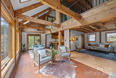 71 Kuykendall Branch Asheville NC 28804