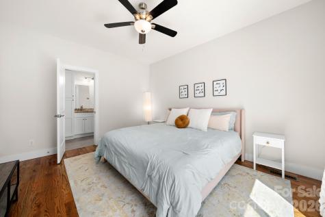 224 Oak Meadow Lane Asheville NC 28804