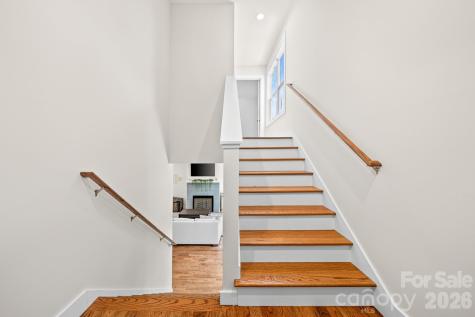 224 Oak Meadow Lane Asheville NC 28804