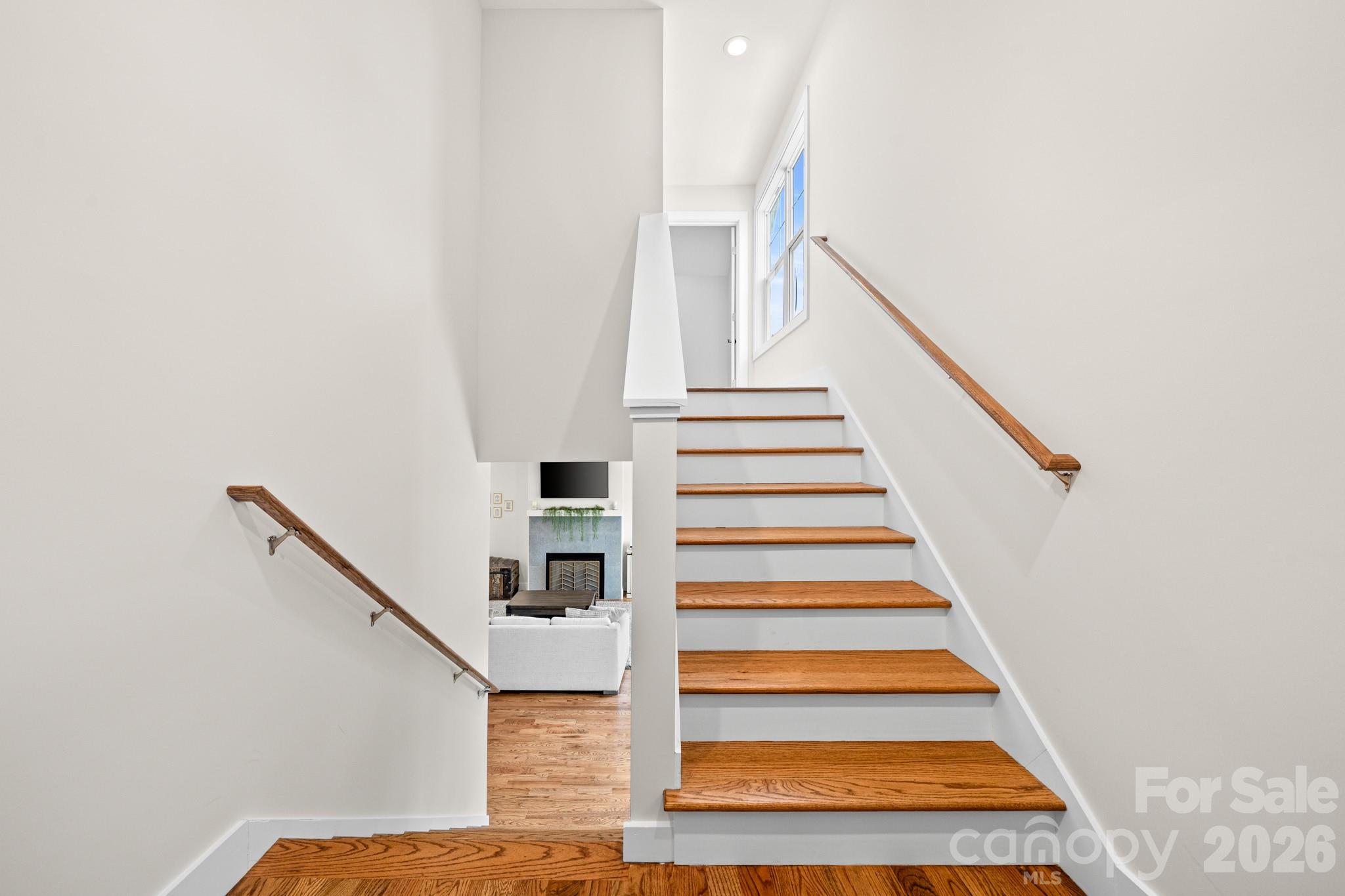 224 Oak Meadow Lane Asheville NC 28804