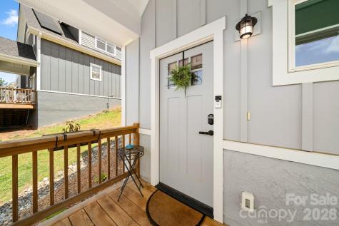 224 Oak Meadow Lane Asheville NC 28804