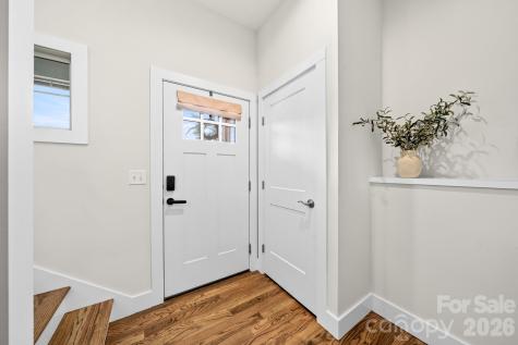 224 Oak Meadow Lane Asheville NC 28804