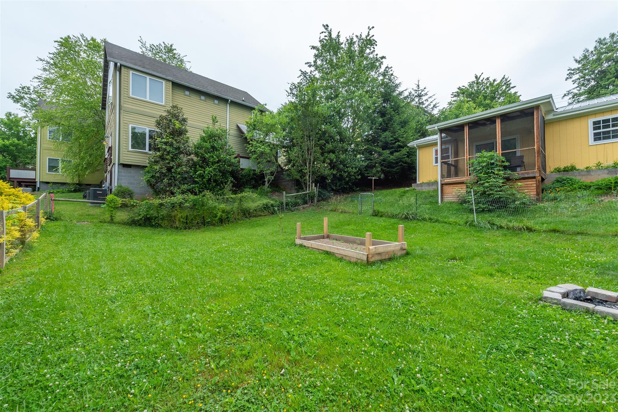 11 Nebraska Street Asheville NC 28806
