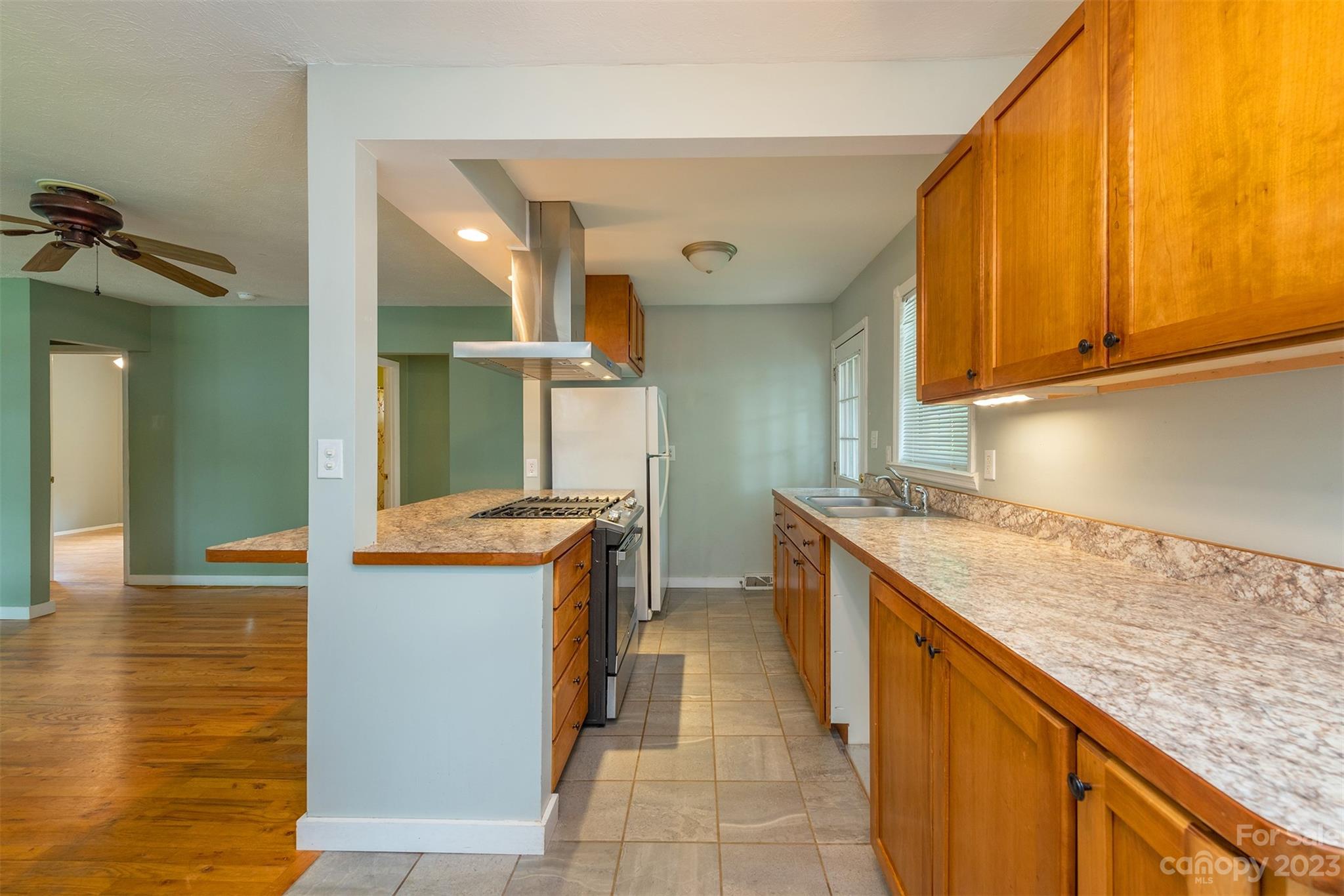 11 Nebraska Street Asheville NC 28806