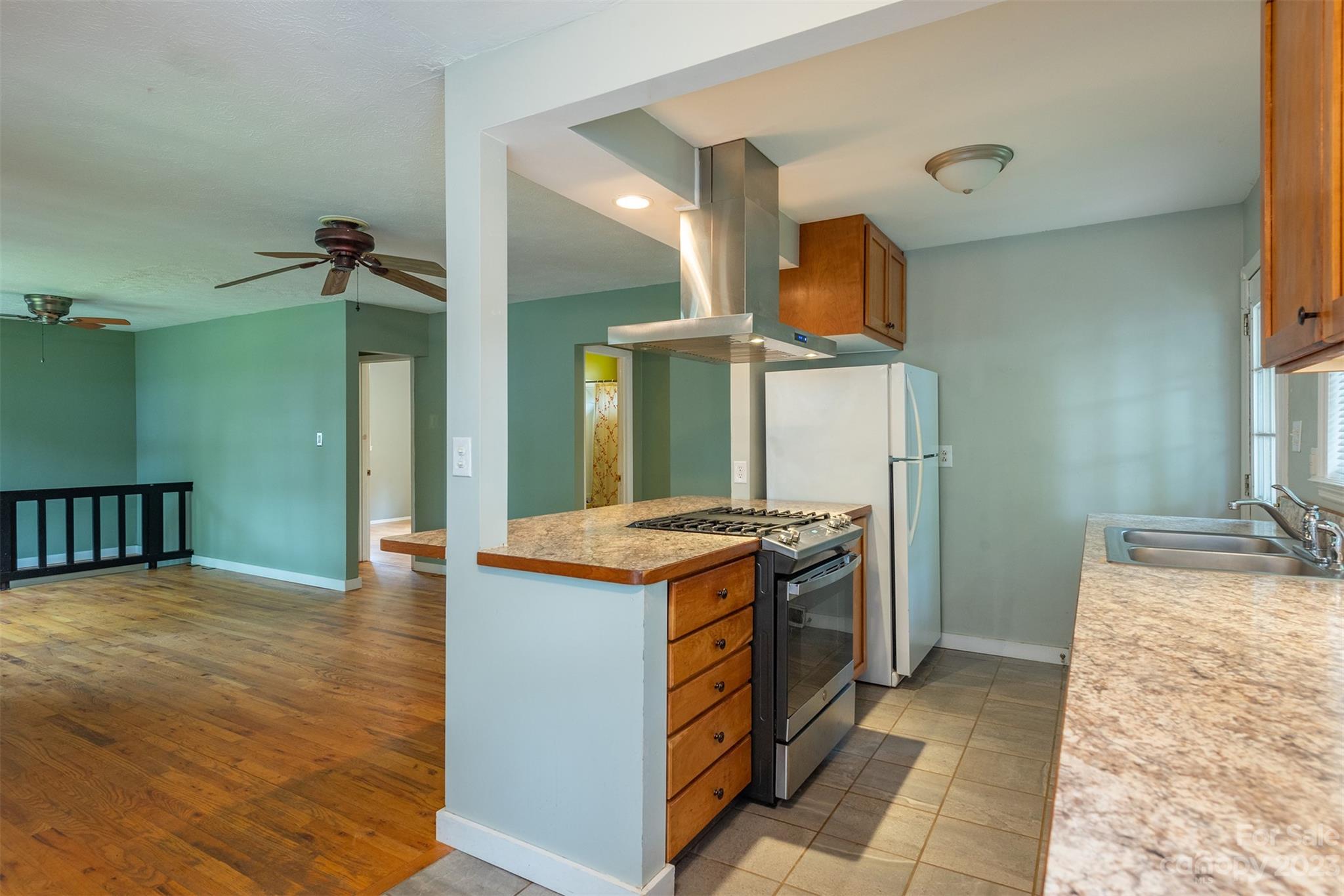 11 Nebraska Street Asheville NC 28806