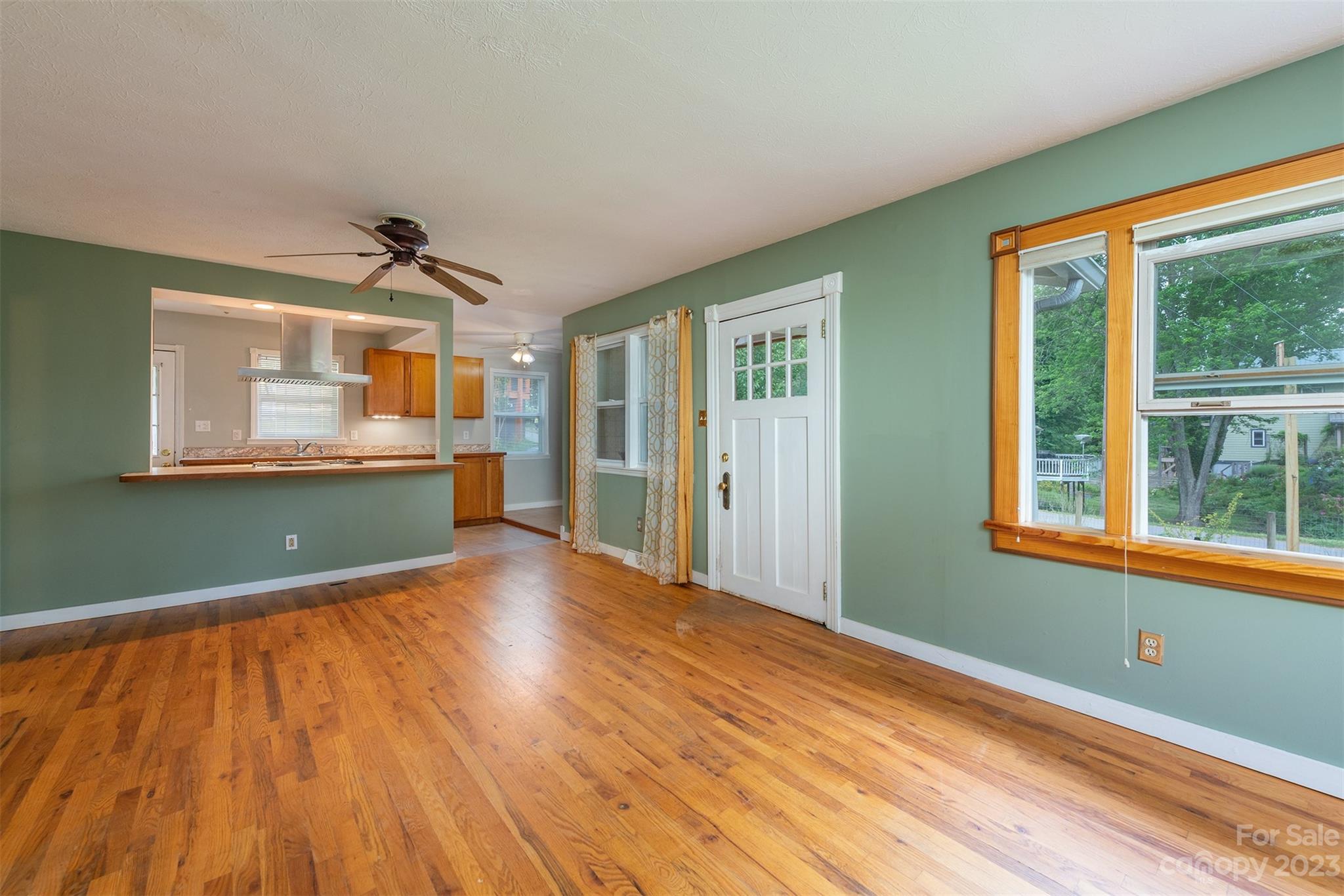 11 Nebraska Street Asheville NC 28806