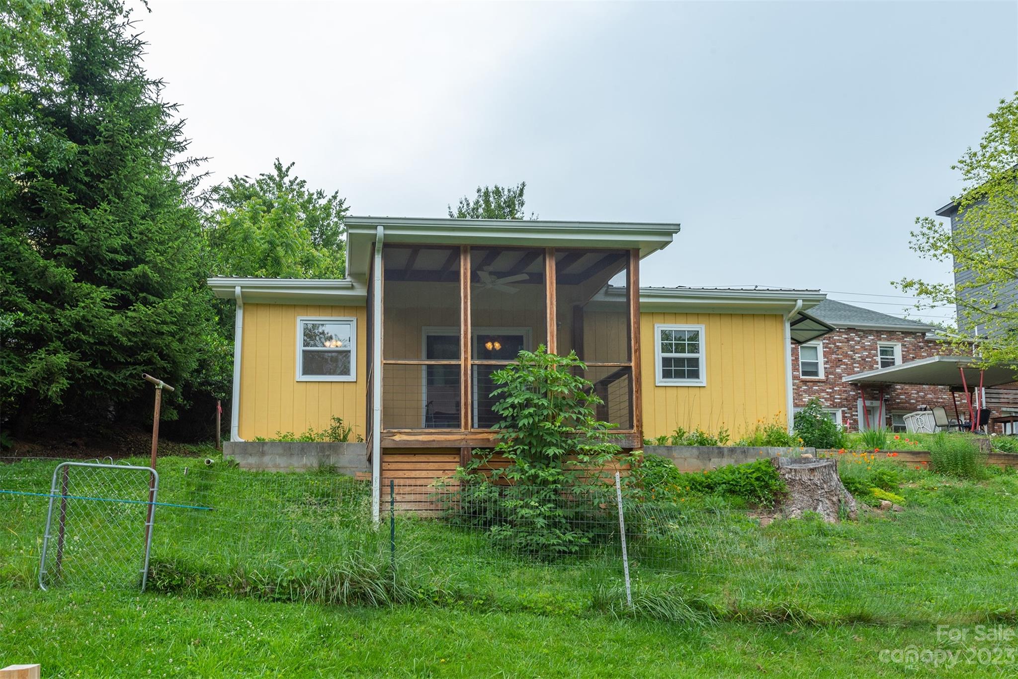11 Nebraska Street Asheville NC 28806