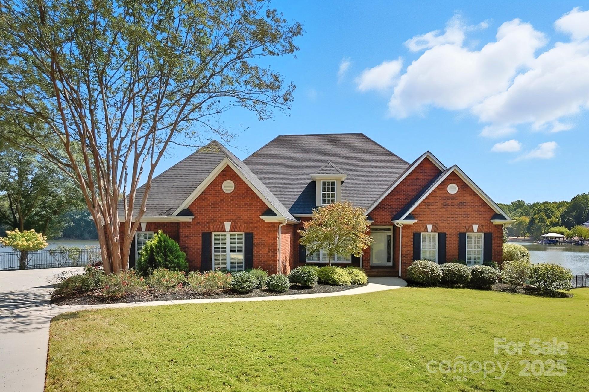 8424 Catawba Cove Drive Belmont NC 28012